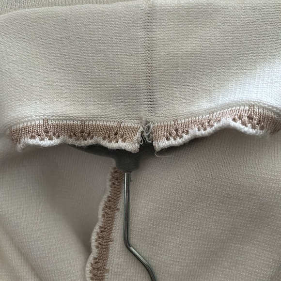 white cartigan - Picture 4 of 4